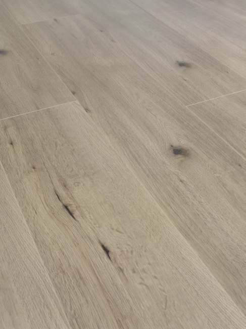 Swiss Noblesse Artisan Beige Wide 8mm laminatgulv