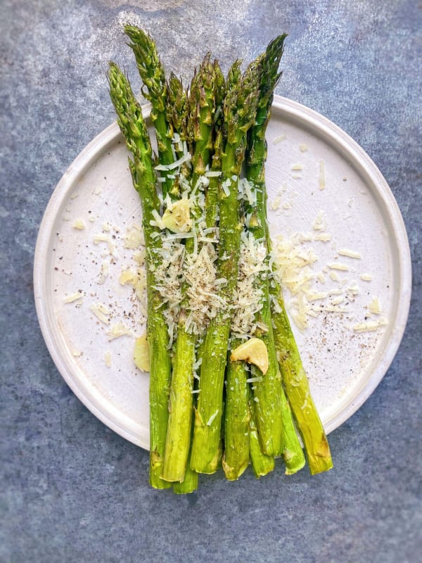 Garlic Roasted Asparagus 1.jpg