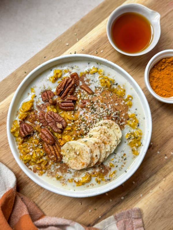 Turmeric Pumpkin Oatmeal