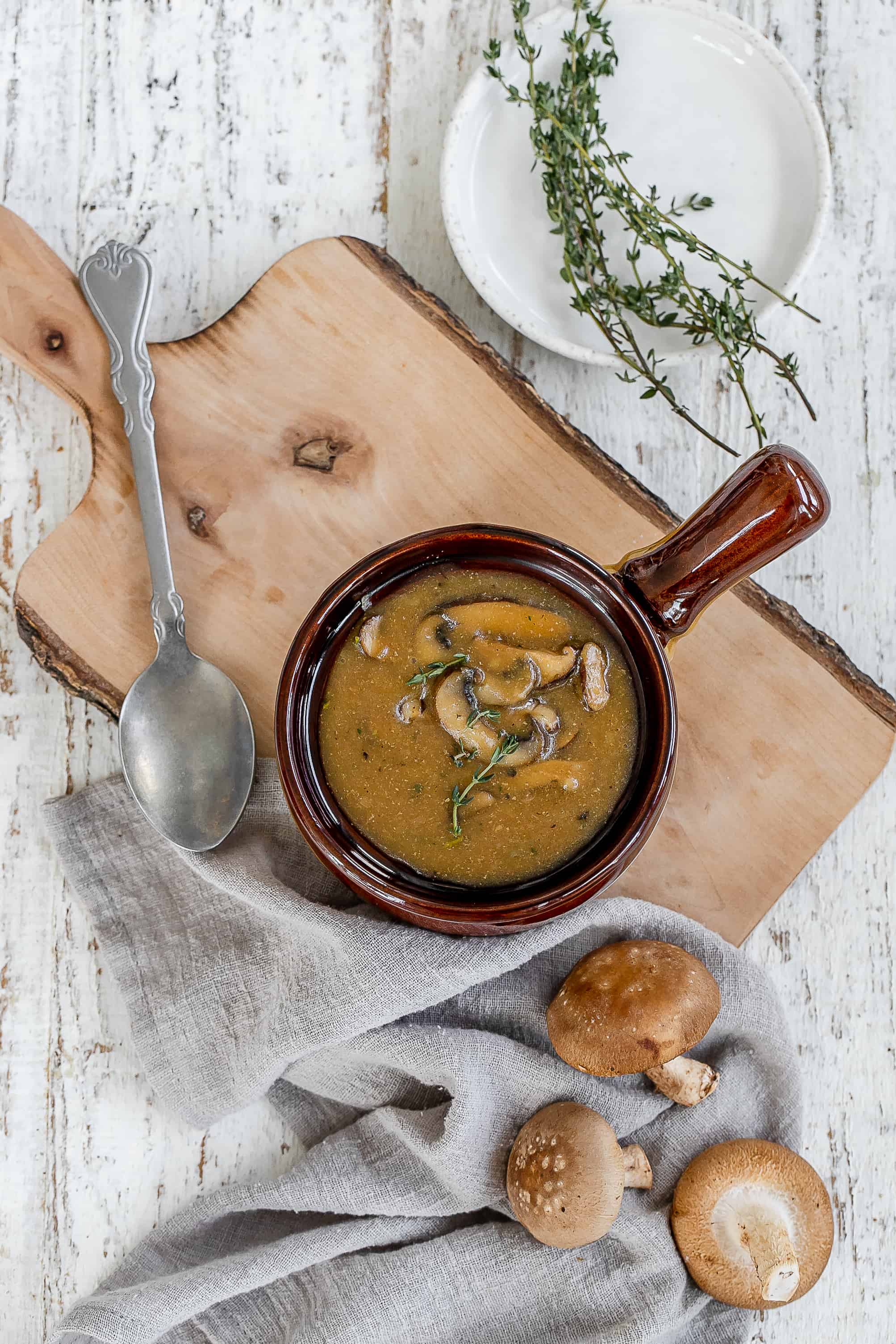Plant-Based Mushroom Gravy | Rily Recipes | Rily · Good Recipes