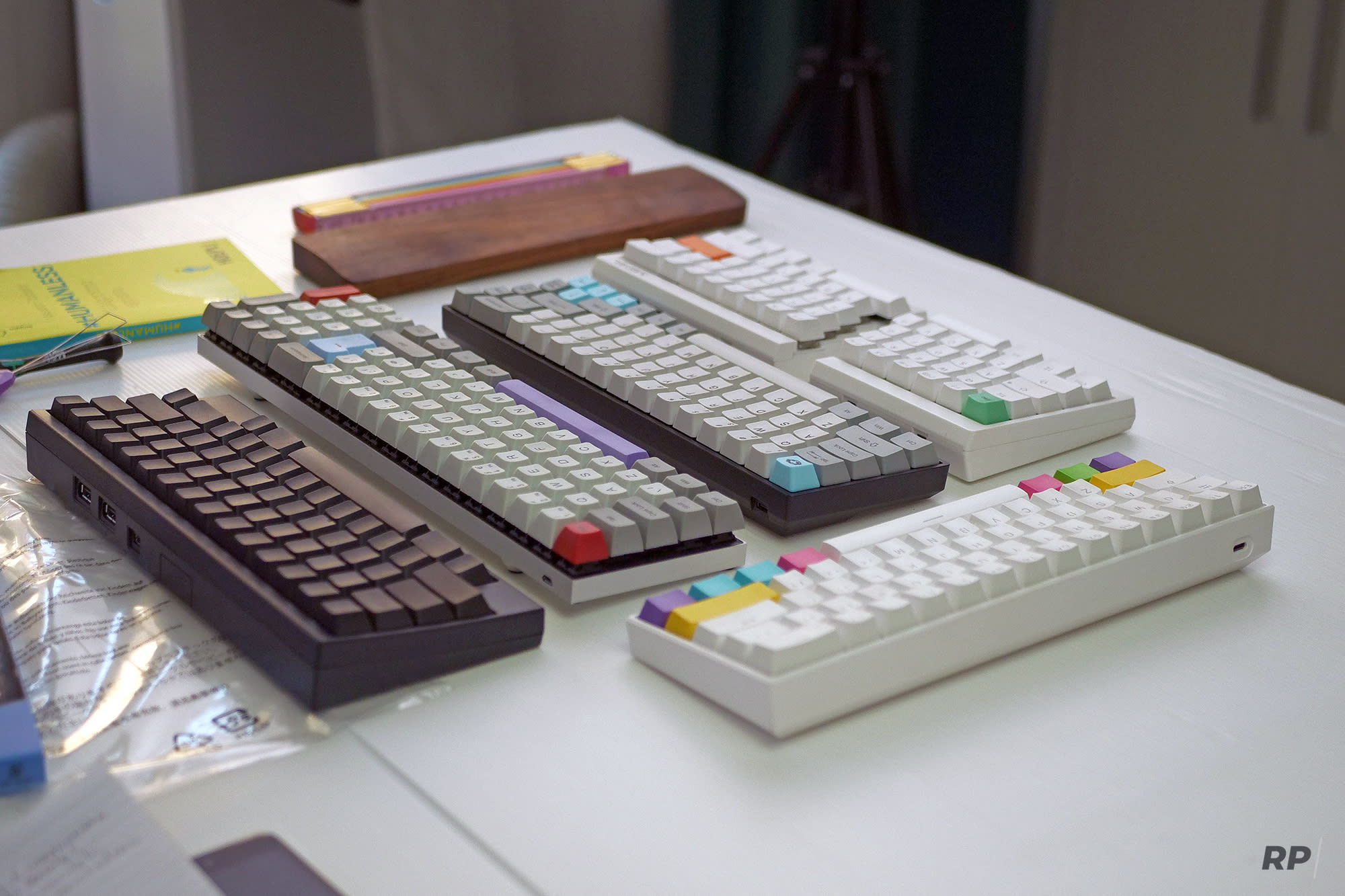 Akko 3068: confronto con tastiere meccaniche.