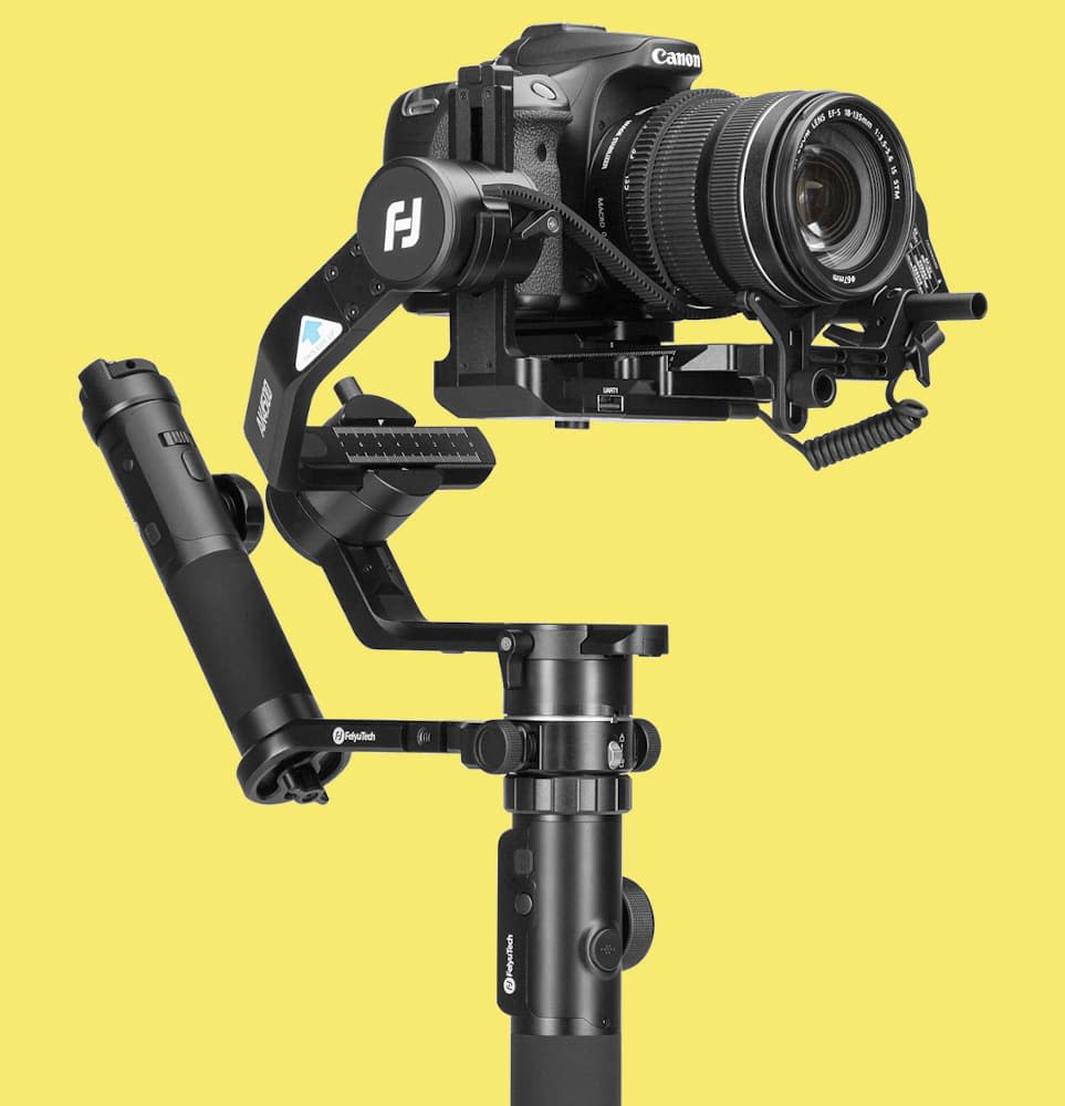 Lato destro di AK4500 con DSLR Canon.