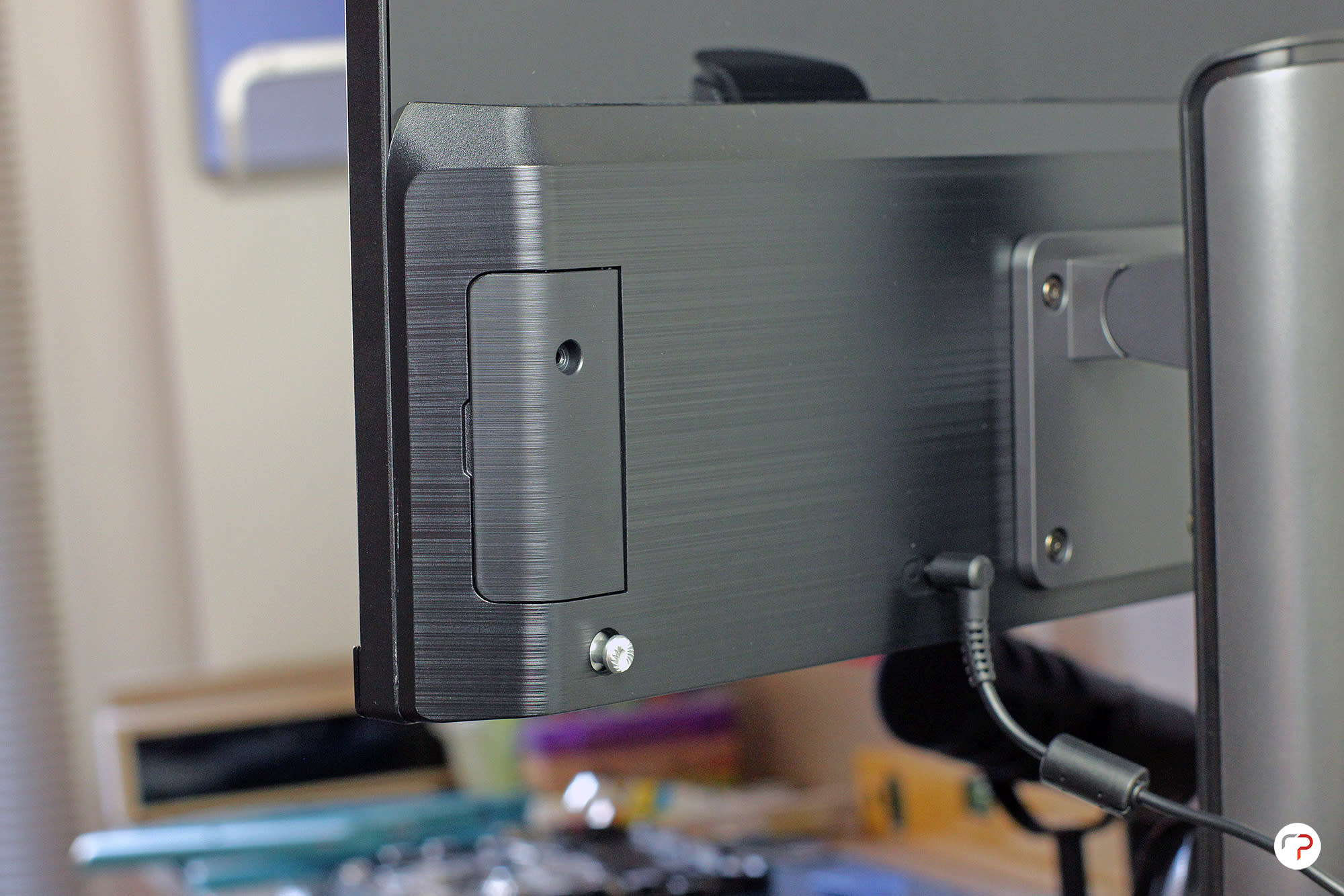 MSI Modern AM242 All-In-One PC: vano per disco SATA