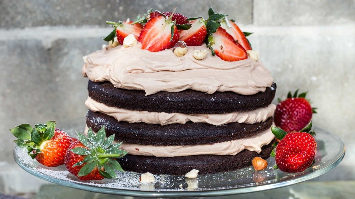 Nutella pyragas su braškėmis