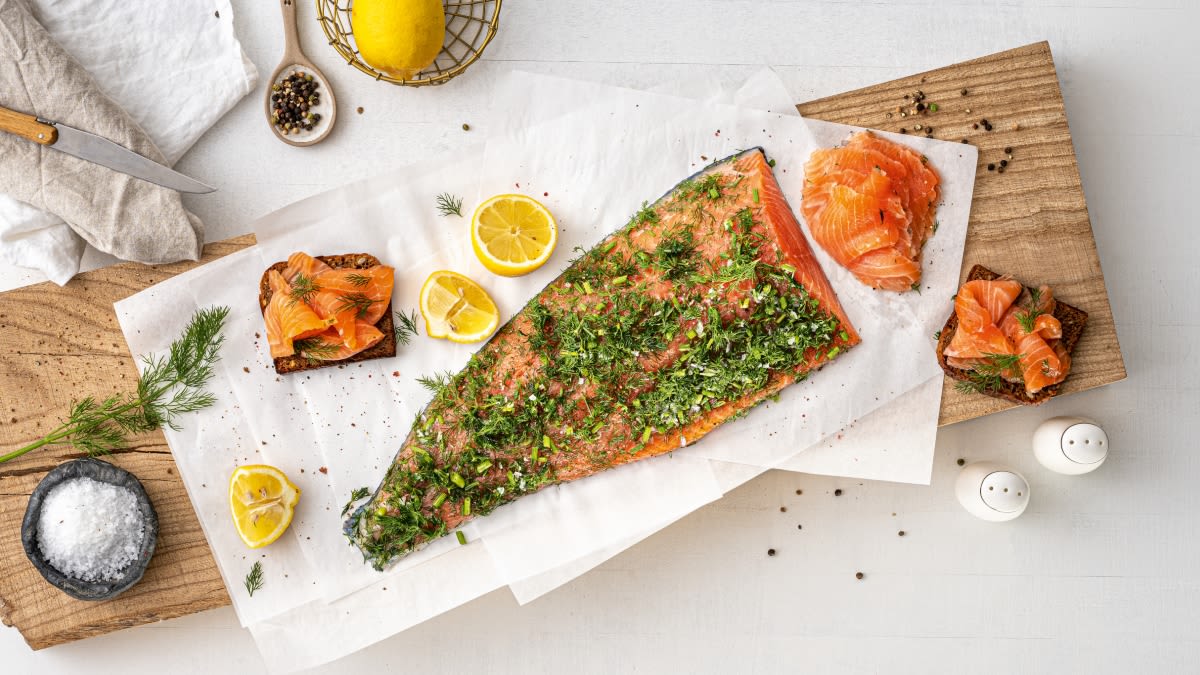 Sūdyta lašišų filė GRAVLAX