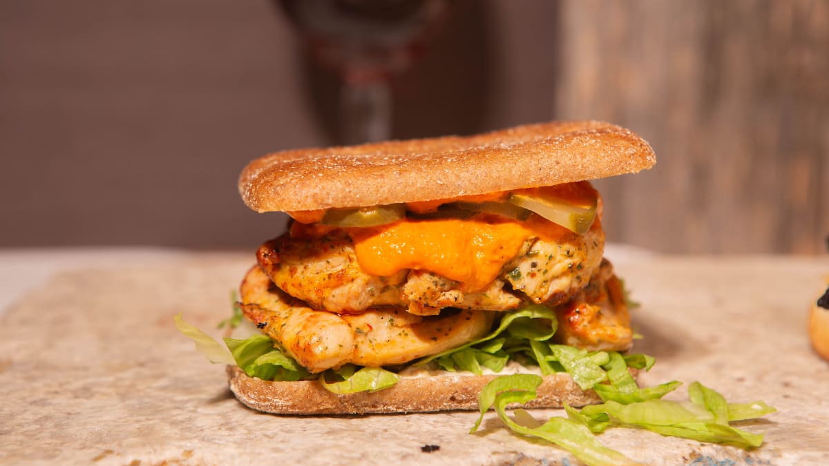 Rudzu sendvičs ar vistu