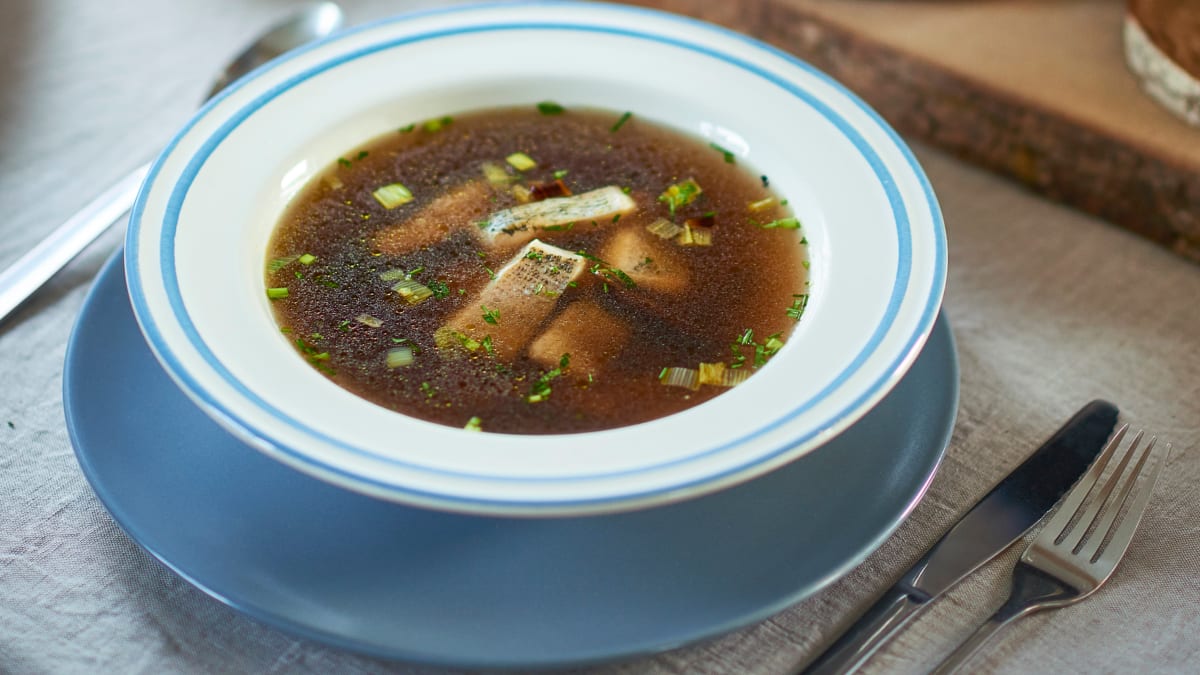 Europinės lydekos sriuba su baravykais