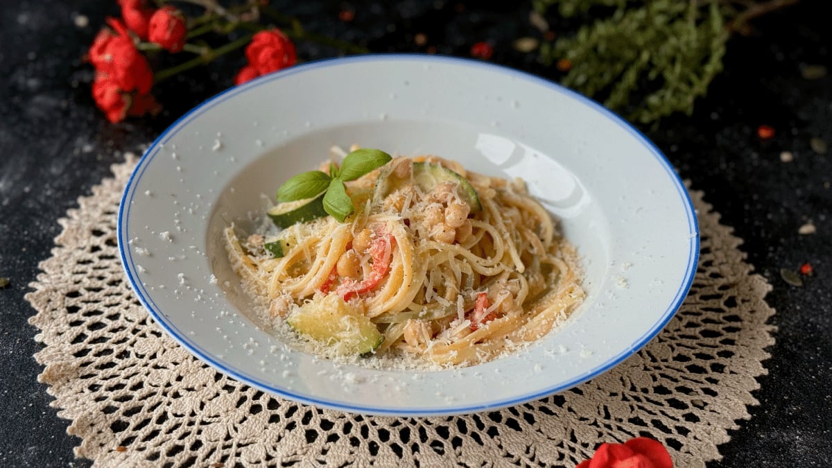 Koorene pasta köögiviljadega