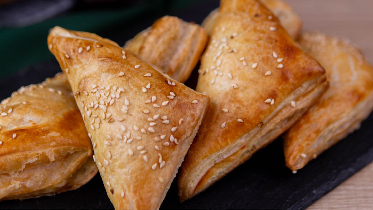 Zivs buljona pīrādziņi