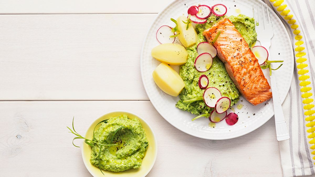 Lasis ar brokoļu biezeni un estragonu