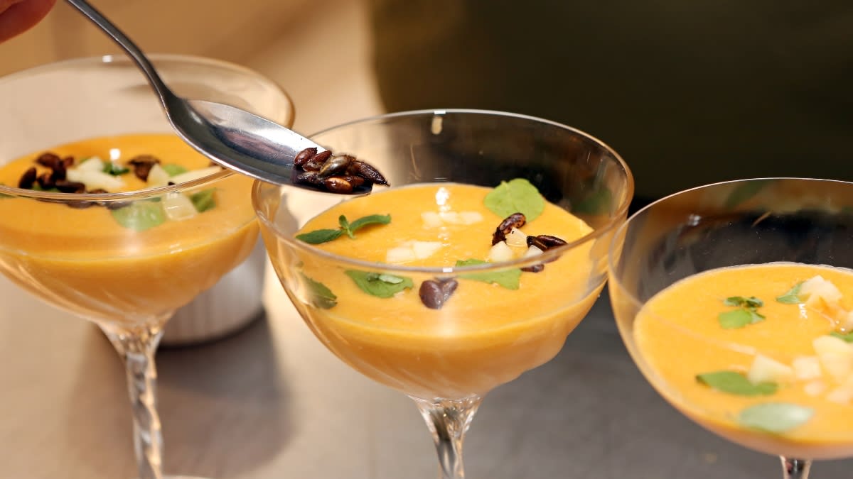 Moliūgų ir obuolių sulčių kokteilis