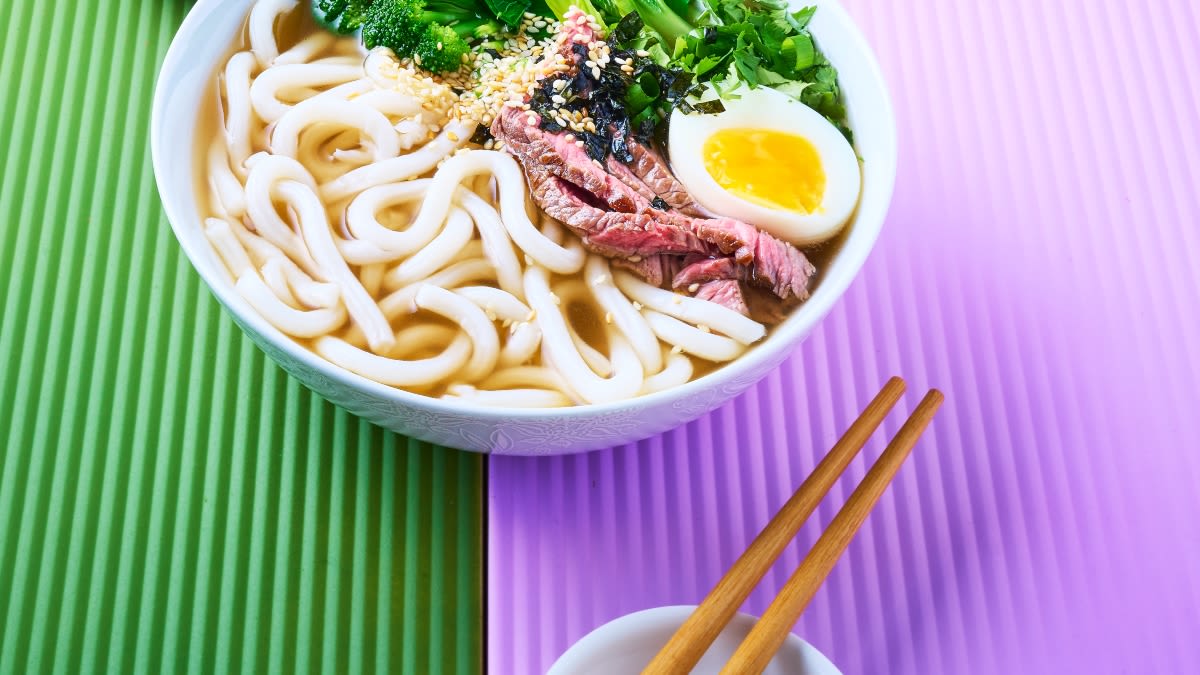 Japoniška ramenų sriuba su jautiena