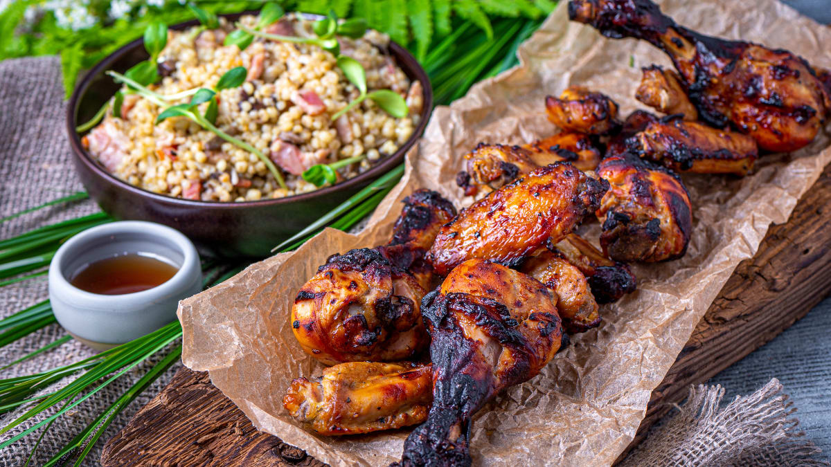 Vistas spārniņi sinepju-medus mērcē ar gruboto