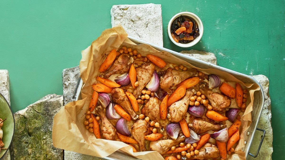 Kanakoivad porgandite ja kuivatatud puuviljadega