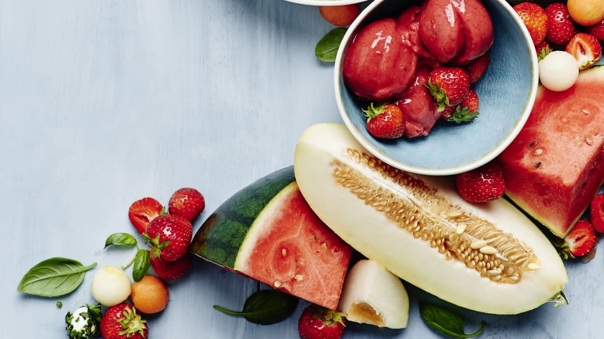 Arbūza un zemeņu sorbets