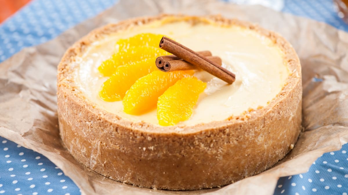 Burnoje tirpstantis sūrio pyragas