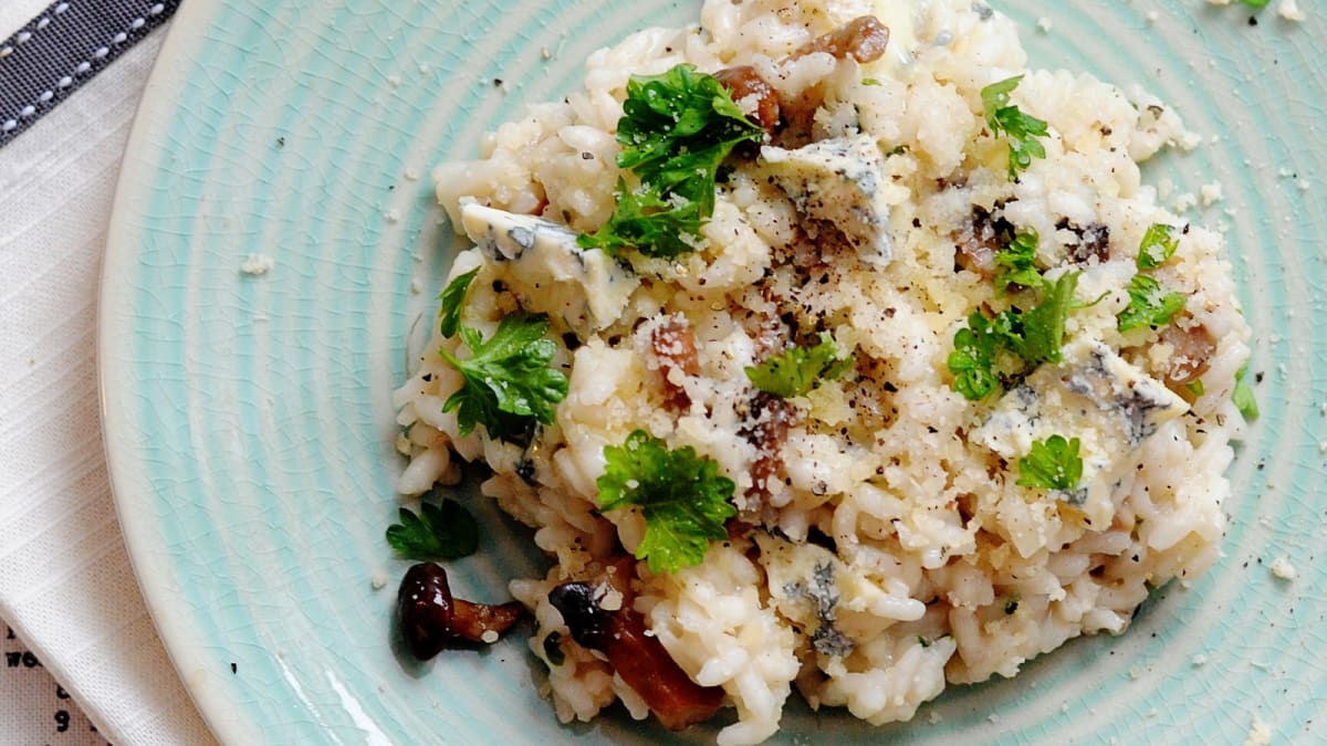 Seenerisoto sinihallitusjuustuga