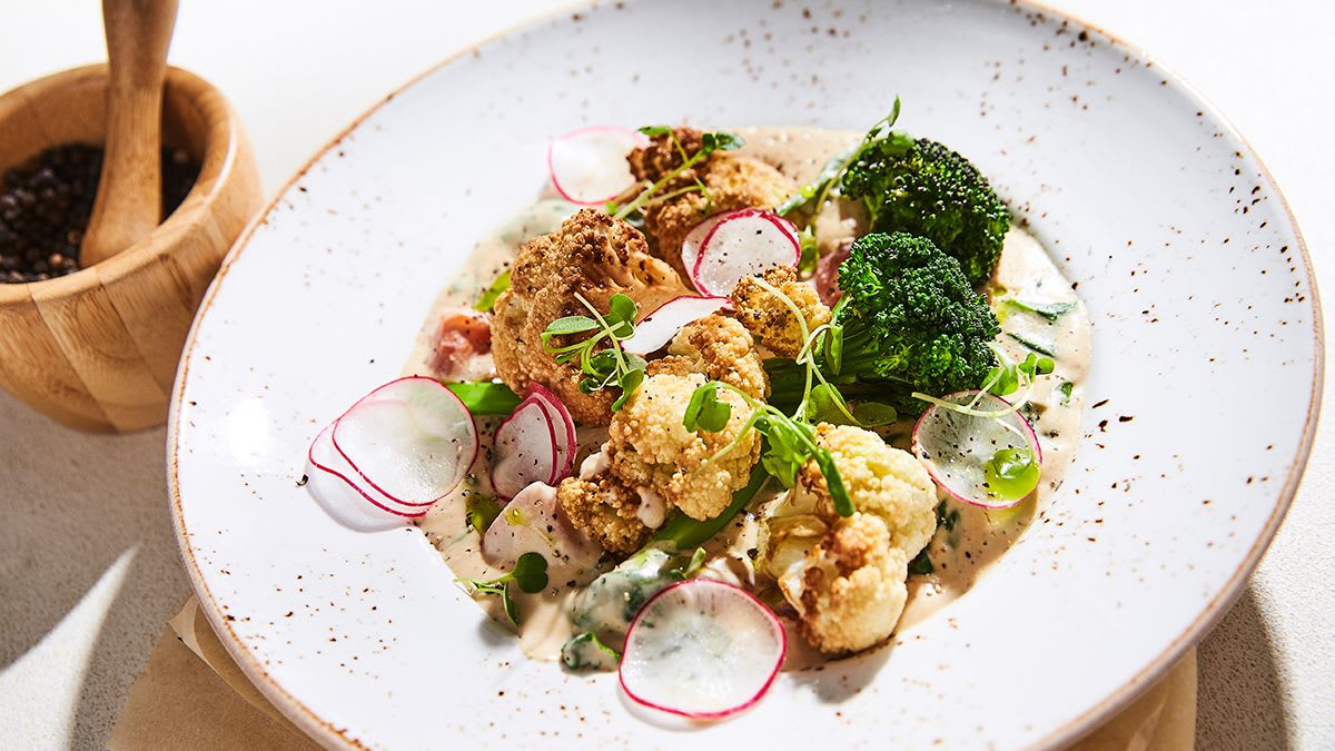 Ziedkāposti ar spinātiem un miso mērci