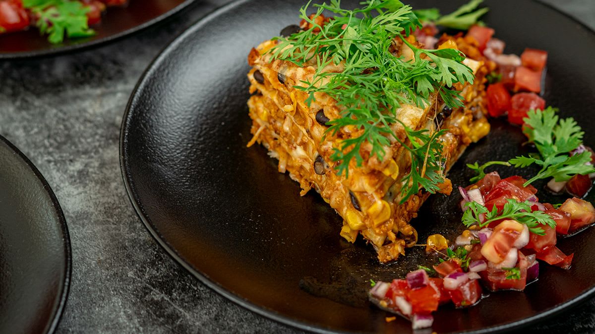 Vegetariškas tortilijų pyragas