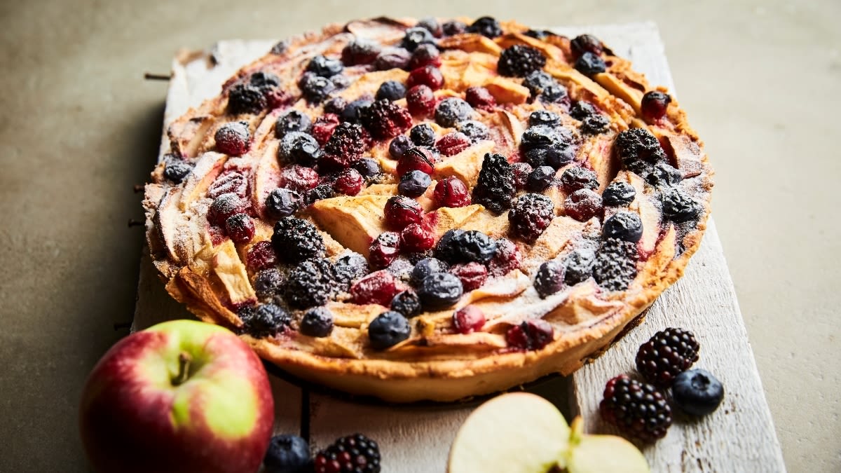 Ābolu un meža ogu tarte