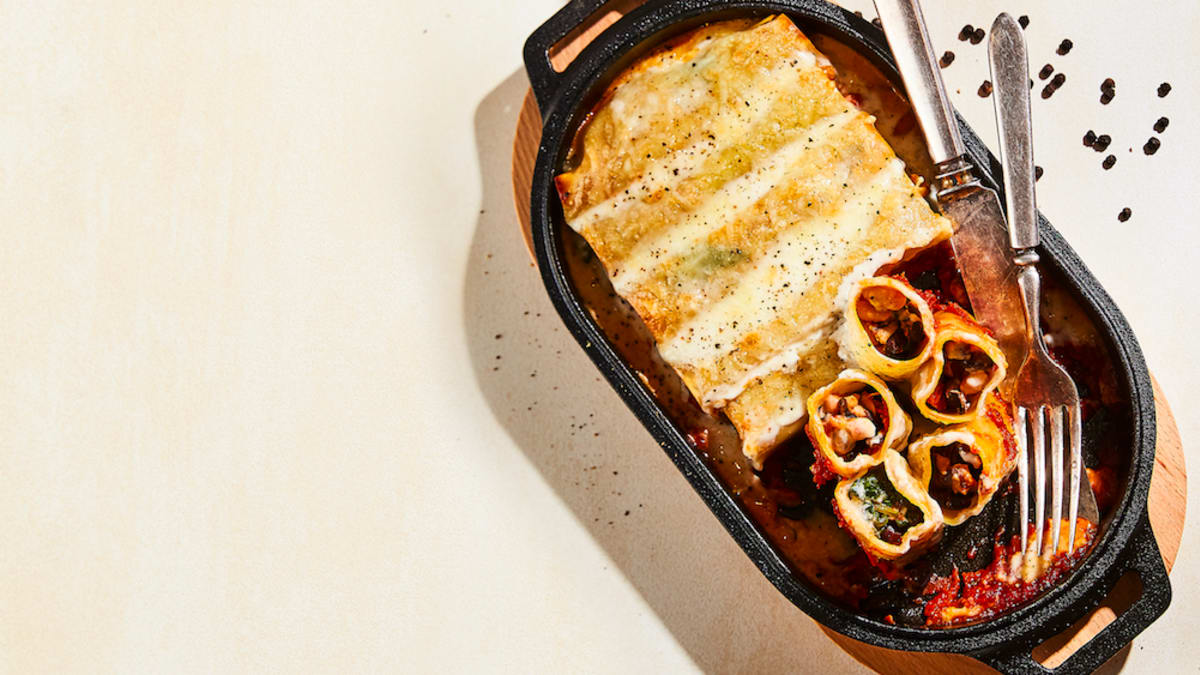 Kaneloni ar pupiņu pildījumu