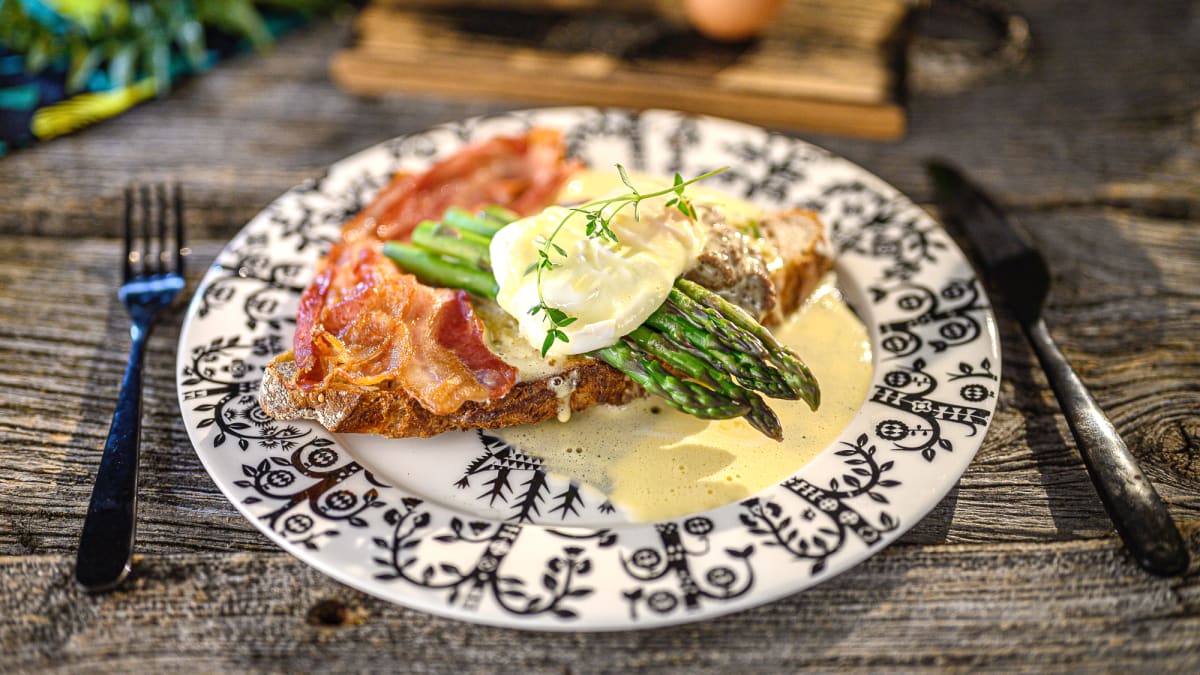 Ola Benedikta gaumē ar vistas pastēti