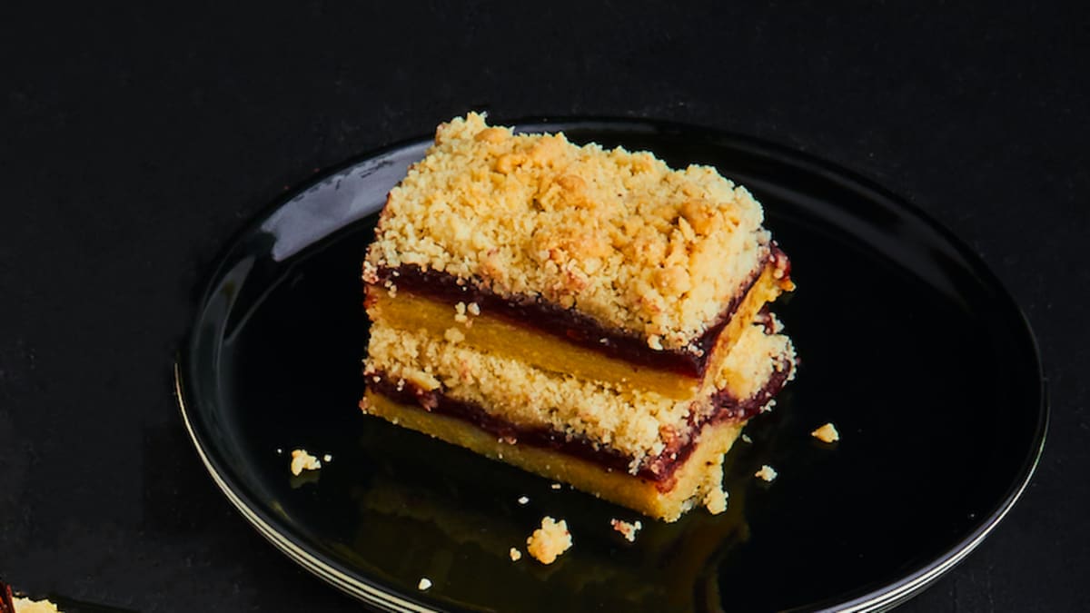 Plūmju drumstalu maize