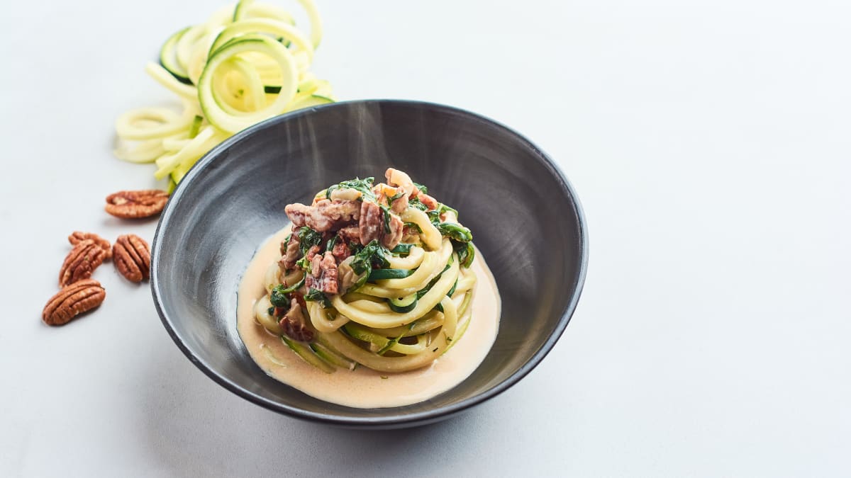 Krēmīgās cukīni nūdeles