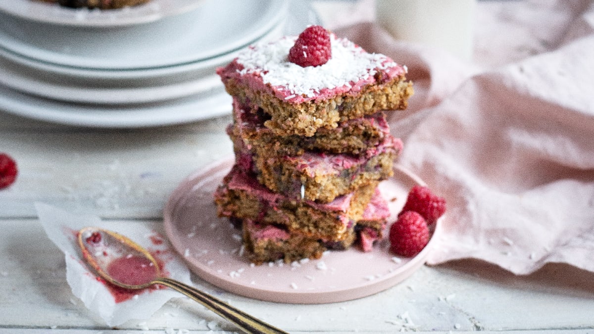 Vaarikakook tahiiniga