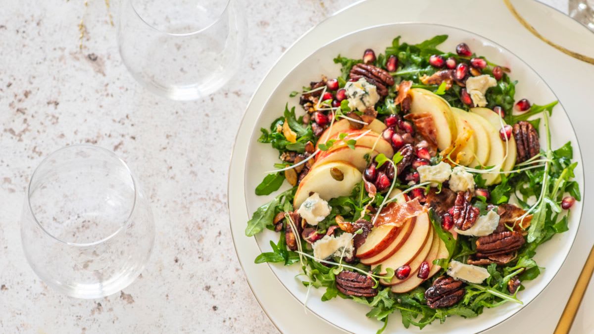 Taliõunasalat sinihallitusjuustuga 