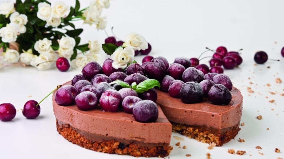 Siera kūka Milka ar ķiršiem