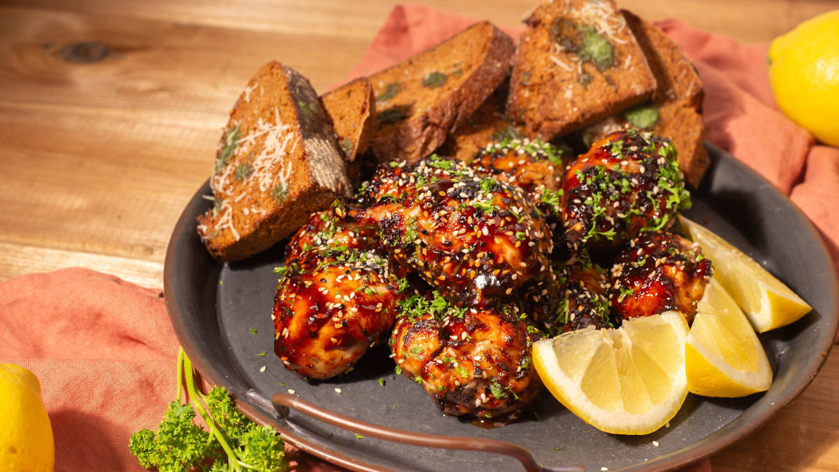 Cāļu stilbi terijaki glazūrā