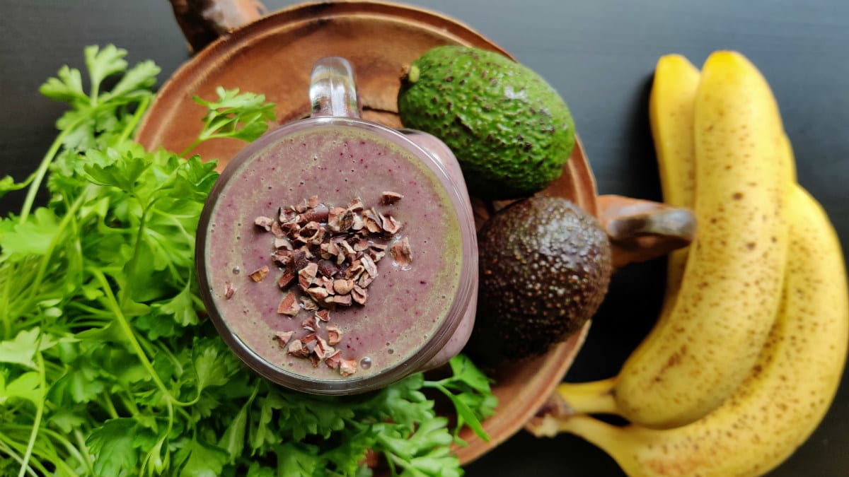 Peterselli-metsmustika toorkakao