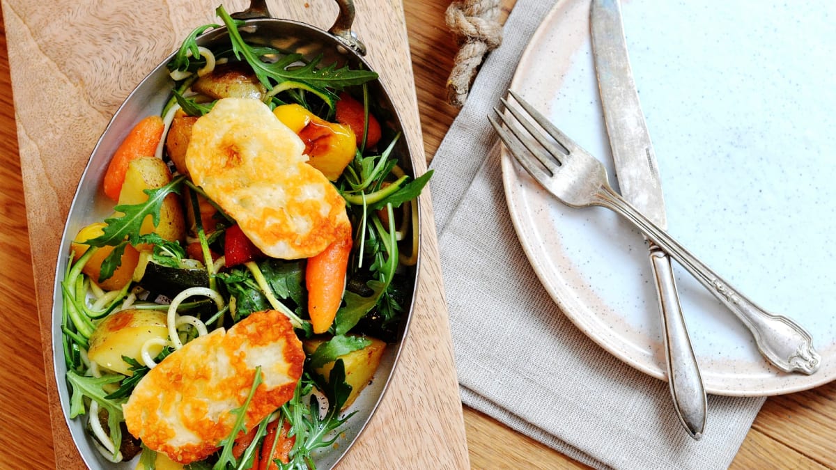 Röstitud juurviljad halloumi’ga