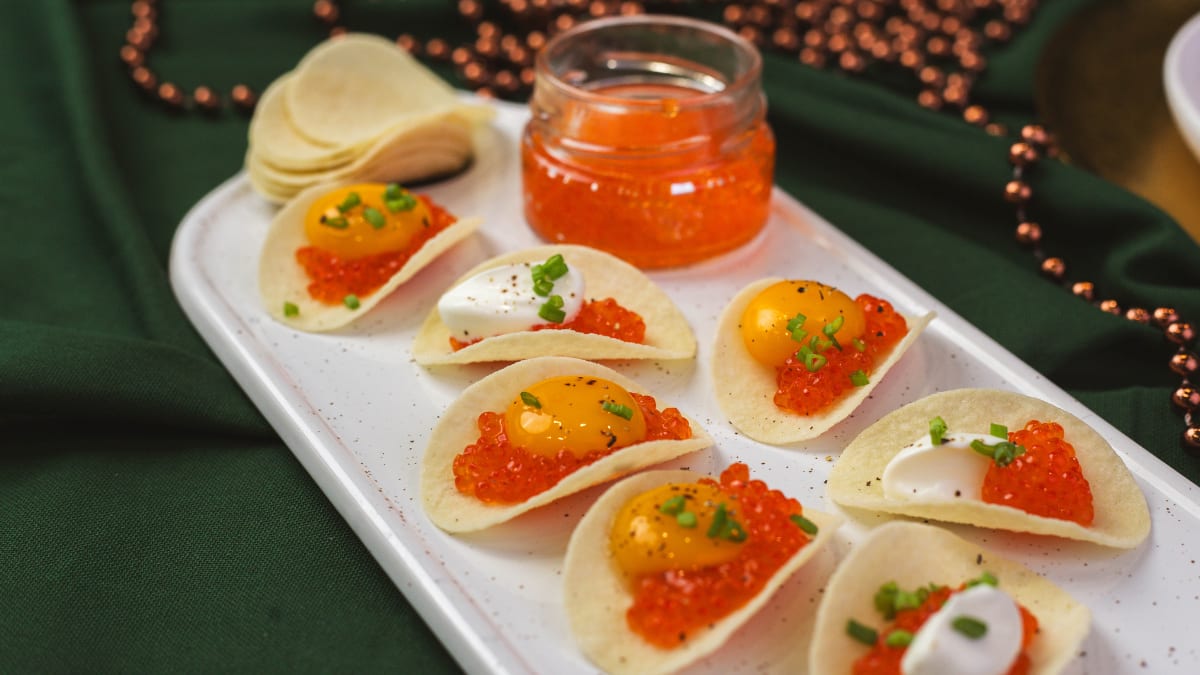 Kartupeļu čipsi ar ikriem