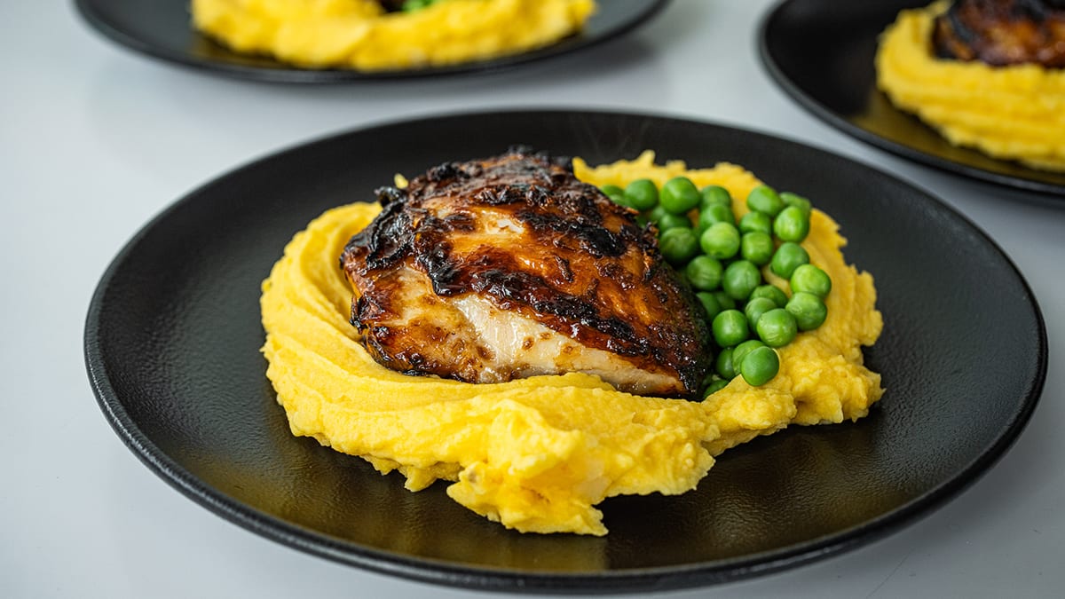 Vistas šķiņķīši ar kartupeļu un ķirbju biezeni