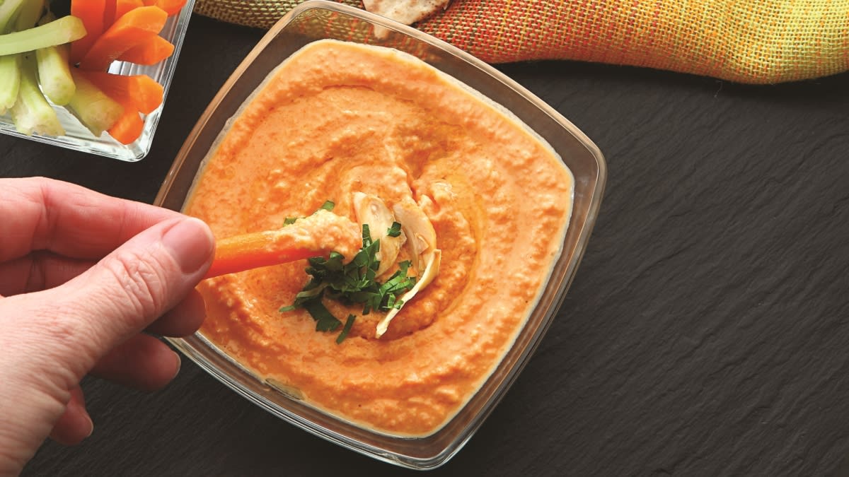 Pikantiškas Artimųjų Rytų morkų humusas