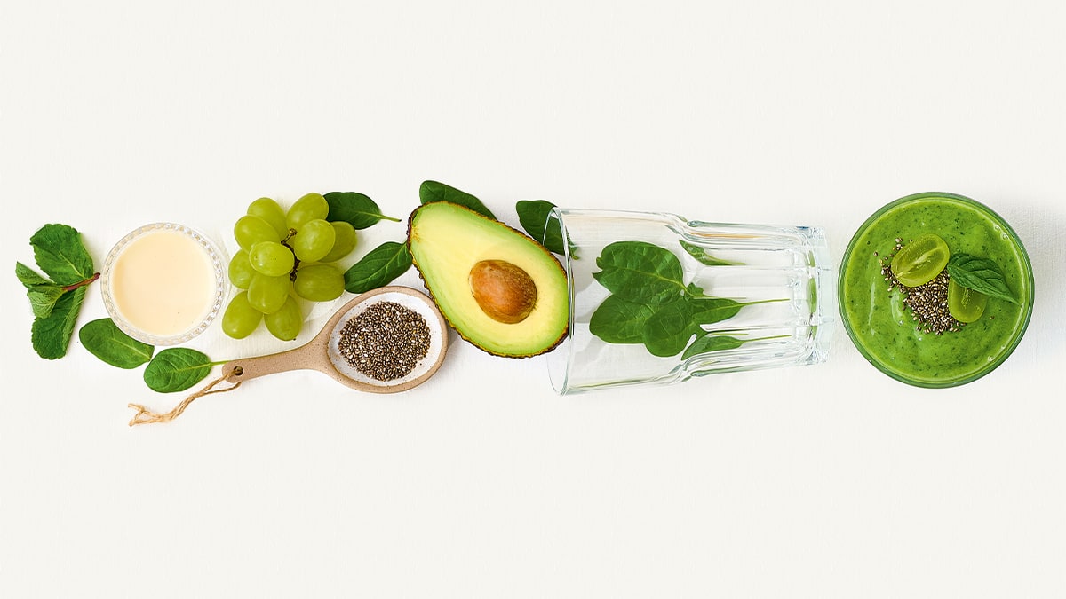 Žaliųjų vynuogių, avokadų, špinatų  ir ispaninių šalavijų sėklų glotnutis