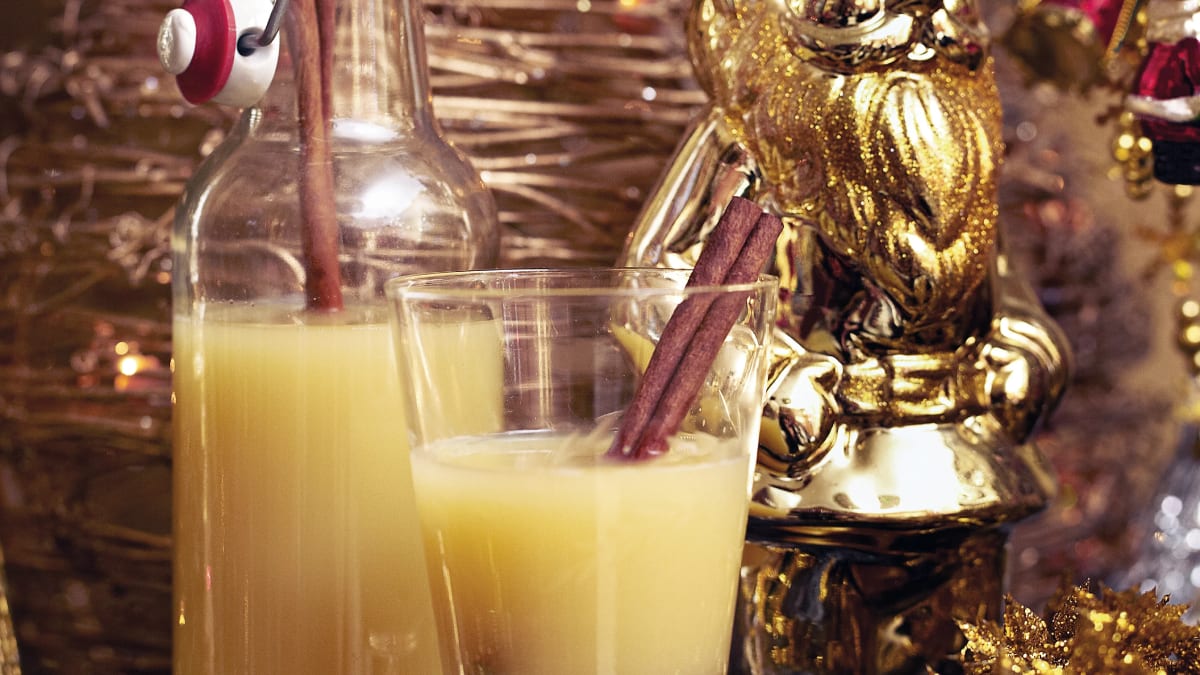 Karštas obuolių gėrimas