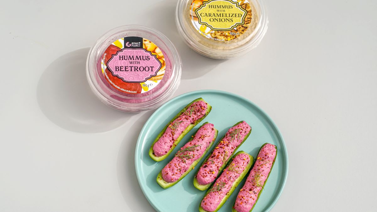 Lengvas užkandis - agurkas su humusu