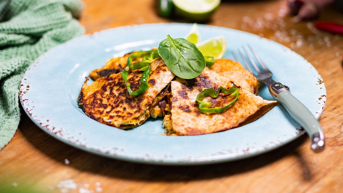 Quesadillad rebitud kanalihaga