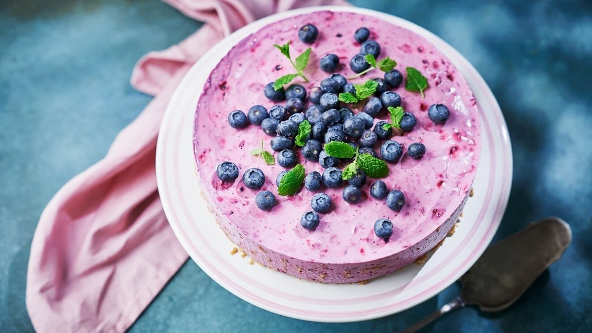 Sūrio pyragas su mėlynėmis