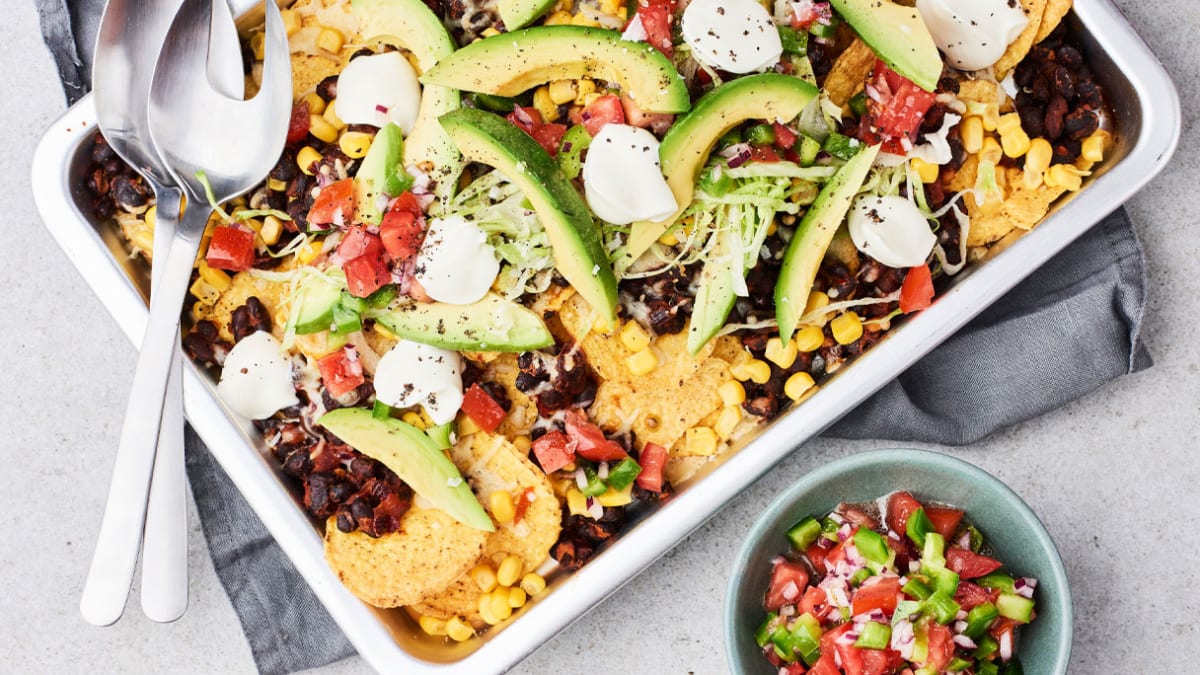 Kukurūzų traškučiai su aštriomis juodosiomis pupelėmis