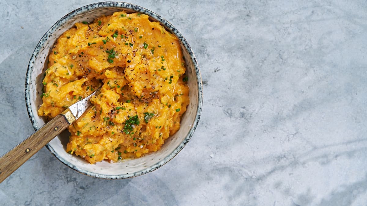 Batatų košė su česnaku ir žaliosiomis citrinomis