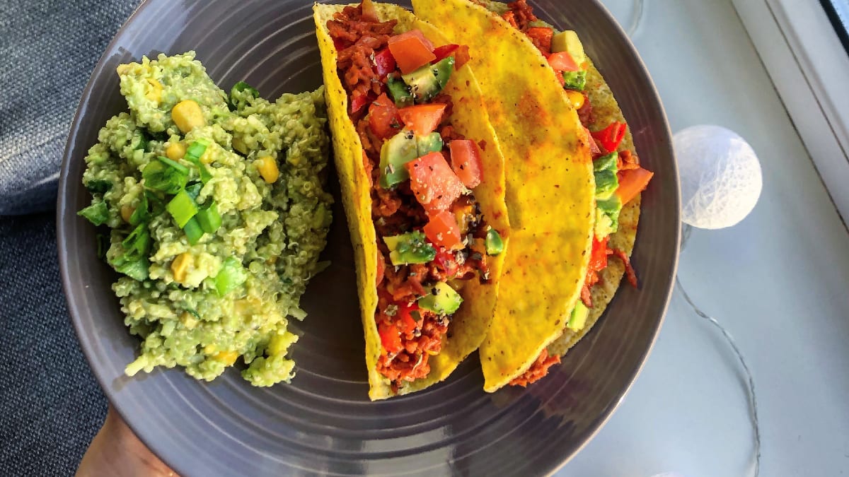 Mehhikopärane kinoa salat