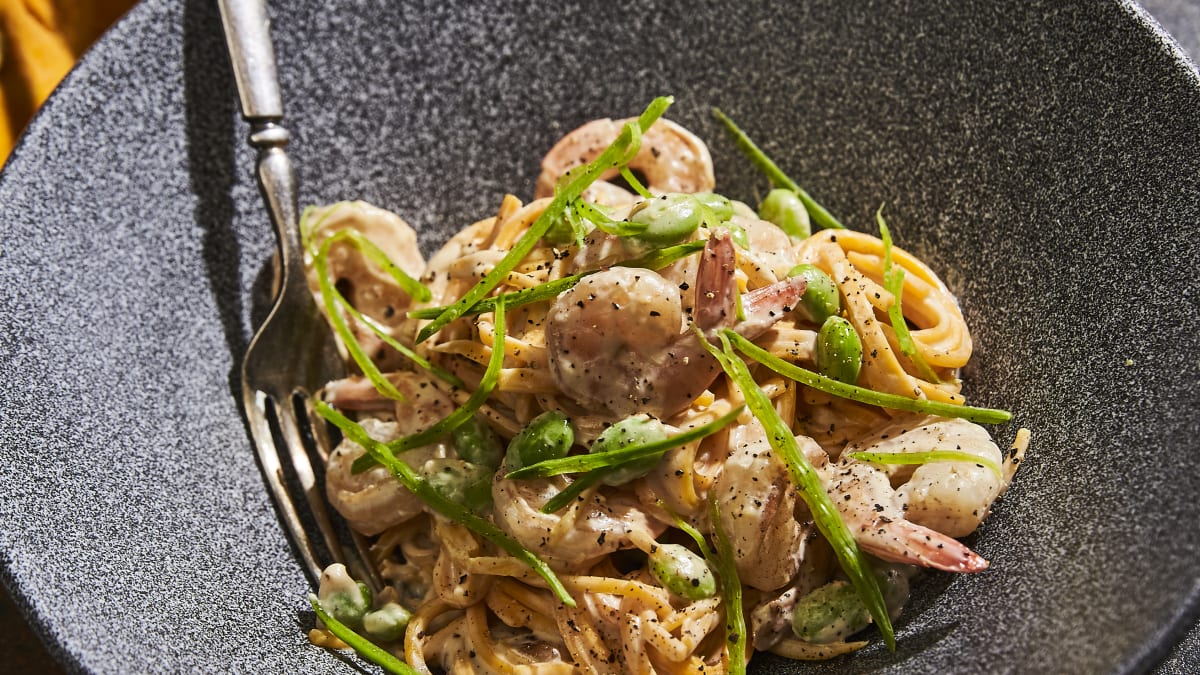 Ķirbju spageti ar garnelēm