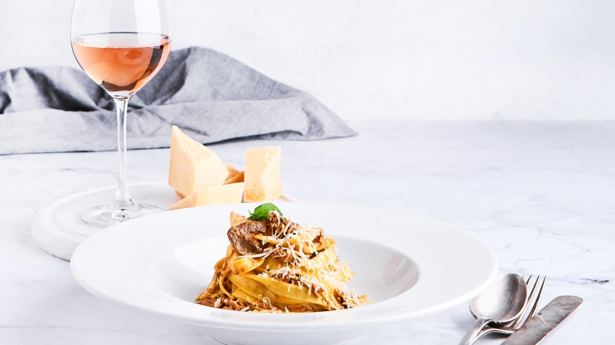 Vistas gaļa ar «tagliatelle»