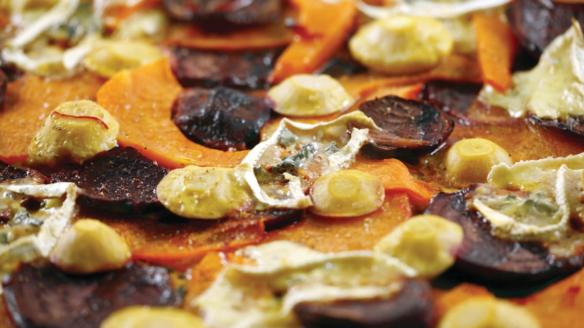 Ķirbju, patisonu un biešu sacepums