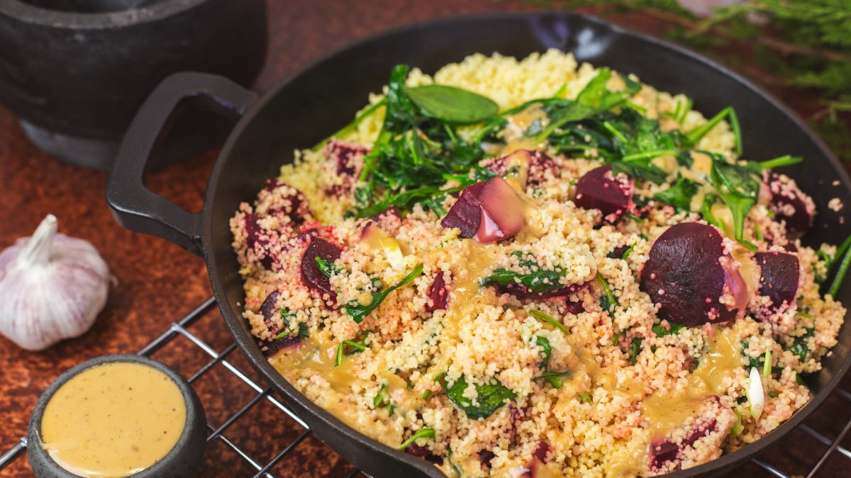 Siltie biešu un kuskusa salāti