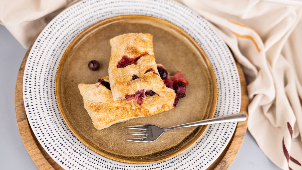 Karstajā gaisa friterī pagatavoti ogu pīrāgi